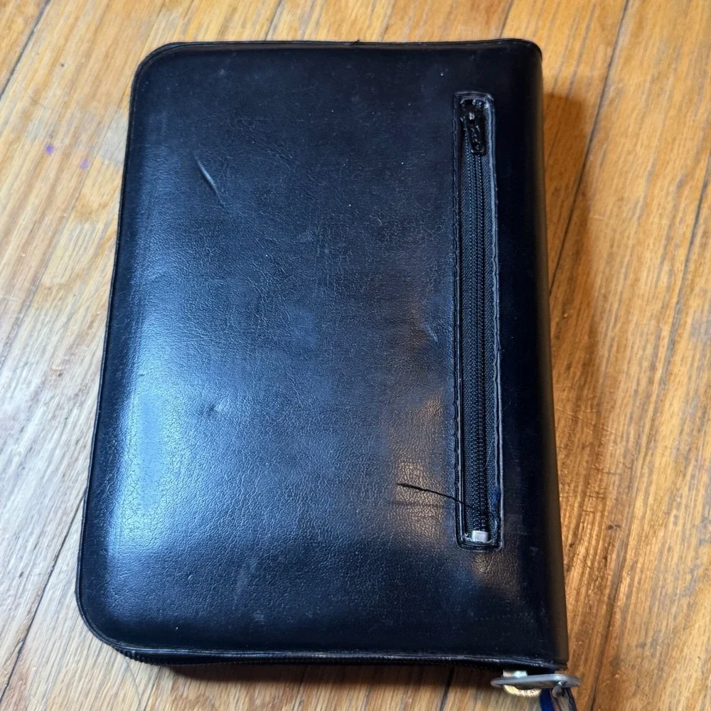 Alkitab Indonesian Bible Kidung Jemaat 1999 Black Zippered Case Silver -READ - Picture 2 of 7